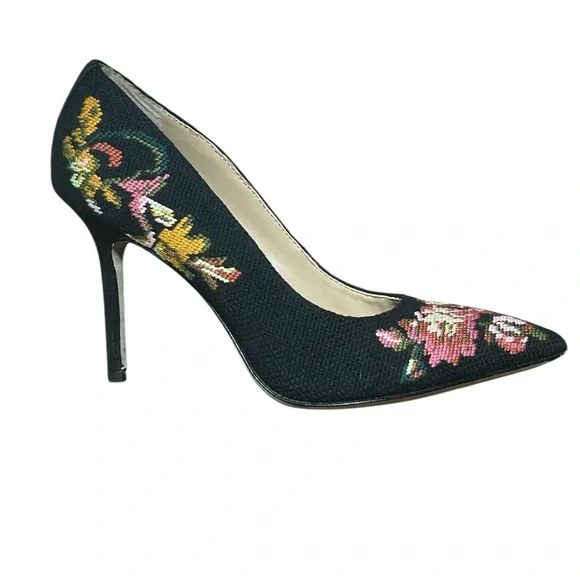 Lauren Ralph Lauren Lindella II Needlepoint & Suede Pump - Picture 7 of 9